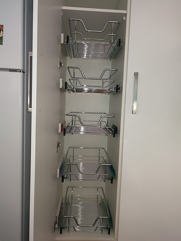 Chrome Basket & Runners (CM070) Width 655mm 675mm adjustable