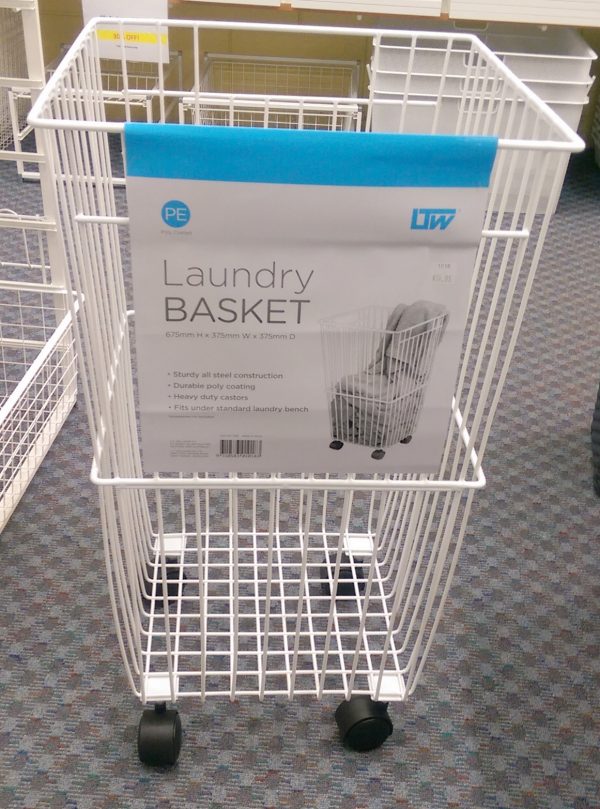 White Wire Laundry Hamper With Castors (1018)