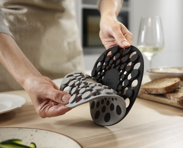 Spot-On™ Set of 2 Silicone Trivets (J174) - Image 3